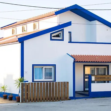 Casa Do Titou * Ferrel (Leiria)